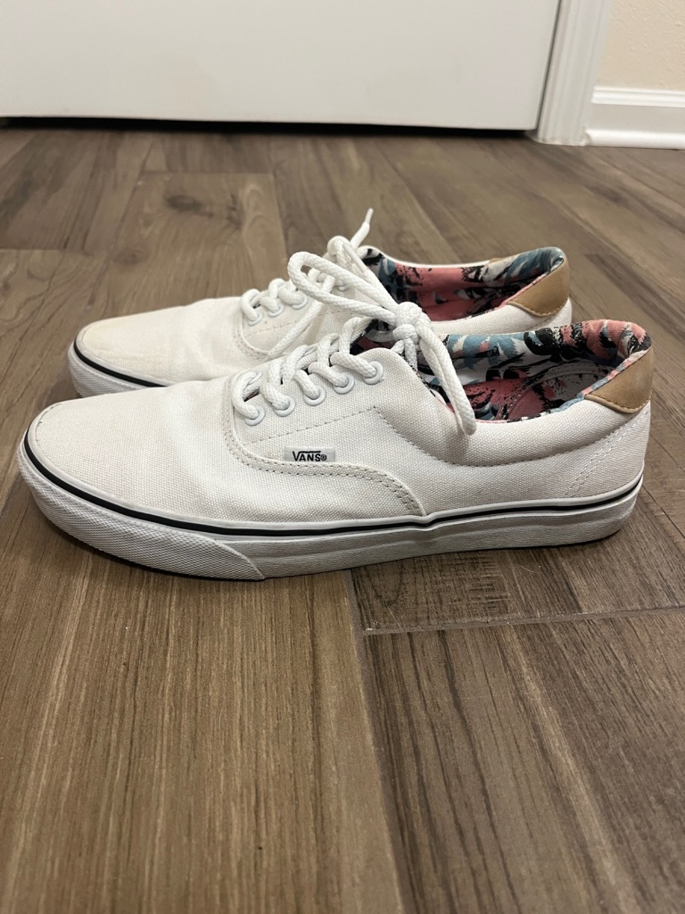 Vans White Canvas Low-Top Sneakers with Pink Floral Lining